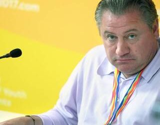 Бывший футболист «Манчестер Юнайтед» дал совет Кокорину