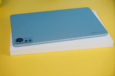 12,4 дюйма, 2,5К, 10 000 мА•ч, 67 Вт, 50 Мп и Snapdragon 870. Большой планшет Xiaomi Mi Pad 5 Pro 12.4 со стилусом и клавиатурой показали вживую со всех сторон 12,4 дюйма, 2,5К, 10 000 мА•ч, 67 Вт, 50 Мп и Snapdragon 870. Большой планшет Xiaomi Mi Pad 5 Pro 12.4 со стилусом и клавиатурой показали вживую со всех сторон